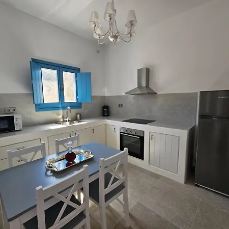 Aspalathos I&ΙΙ Kamari (Amorgos)