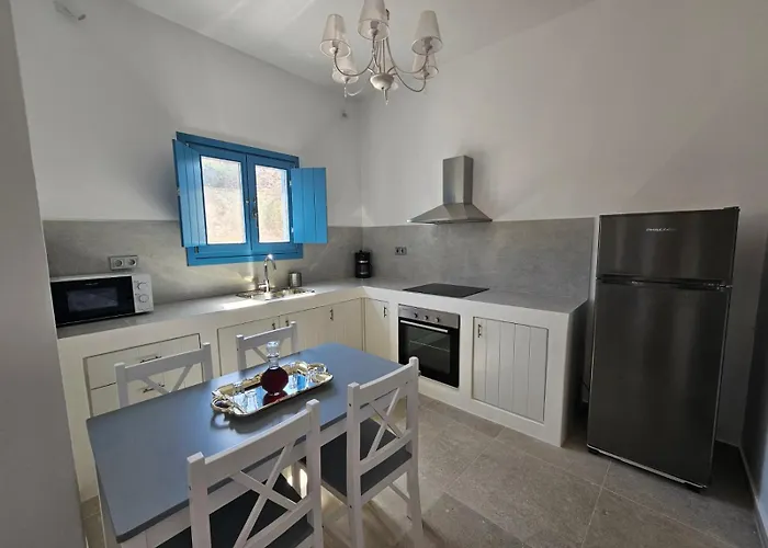 Aspalathos I&ΙΙ Kamari (Amorgos)