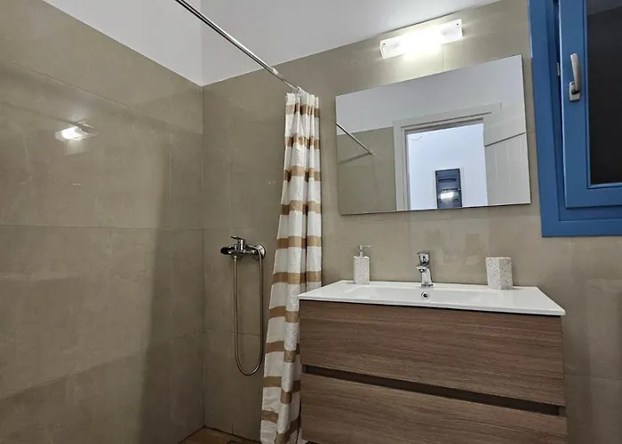 Aspalathos I&ΙΙ * Kamari (Amorgos)