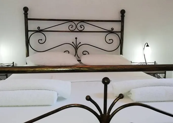 Aspalathos I&ΙΙ Kamari (Amorgos)